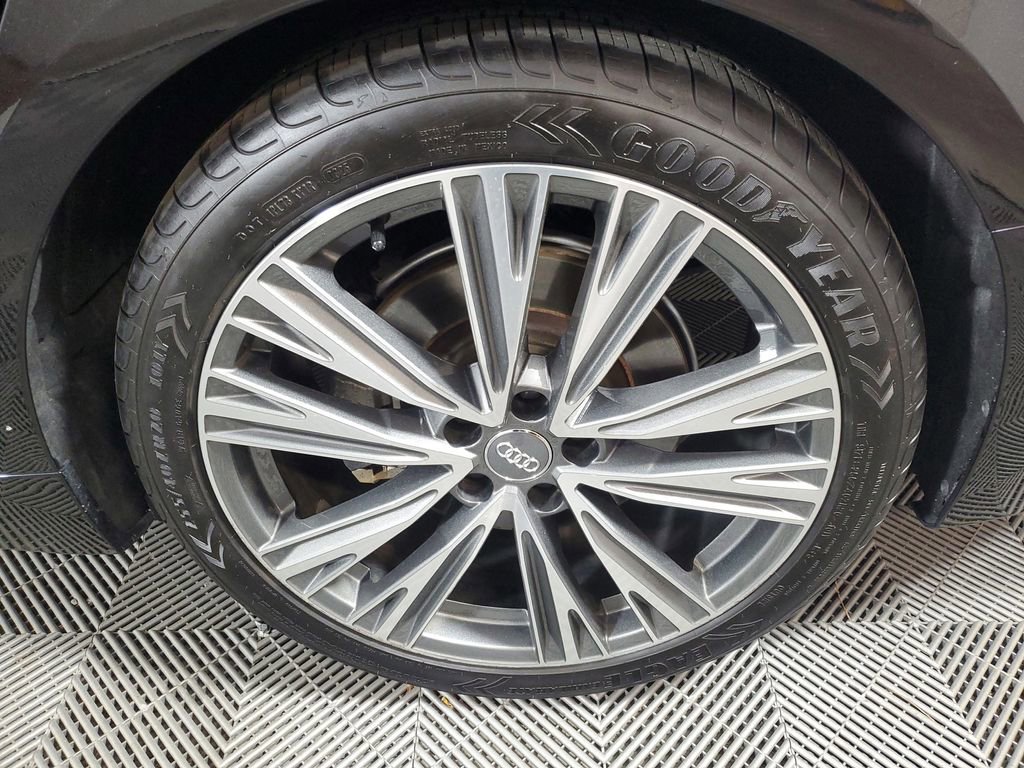 Used 2019 Audi A6 2.0T Premium w/ Convenience Package image 10