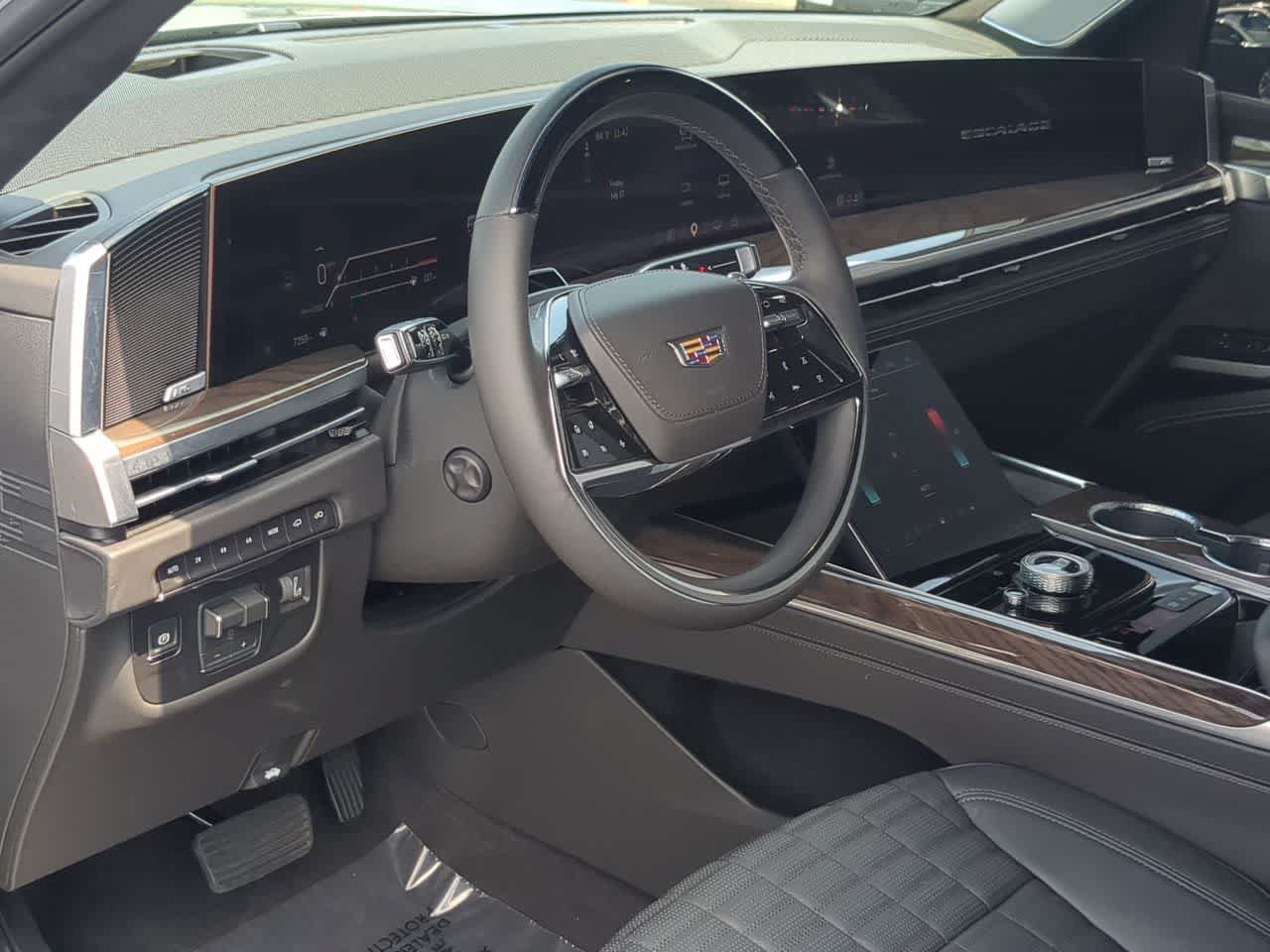 Used 2026 Cadillac Escalade ESV Platinum Sport w/ LPO, ONYX Package AWD/4WD image 10