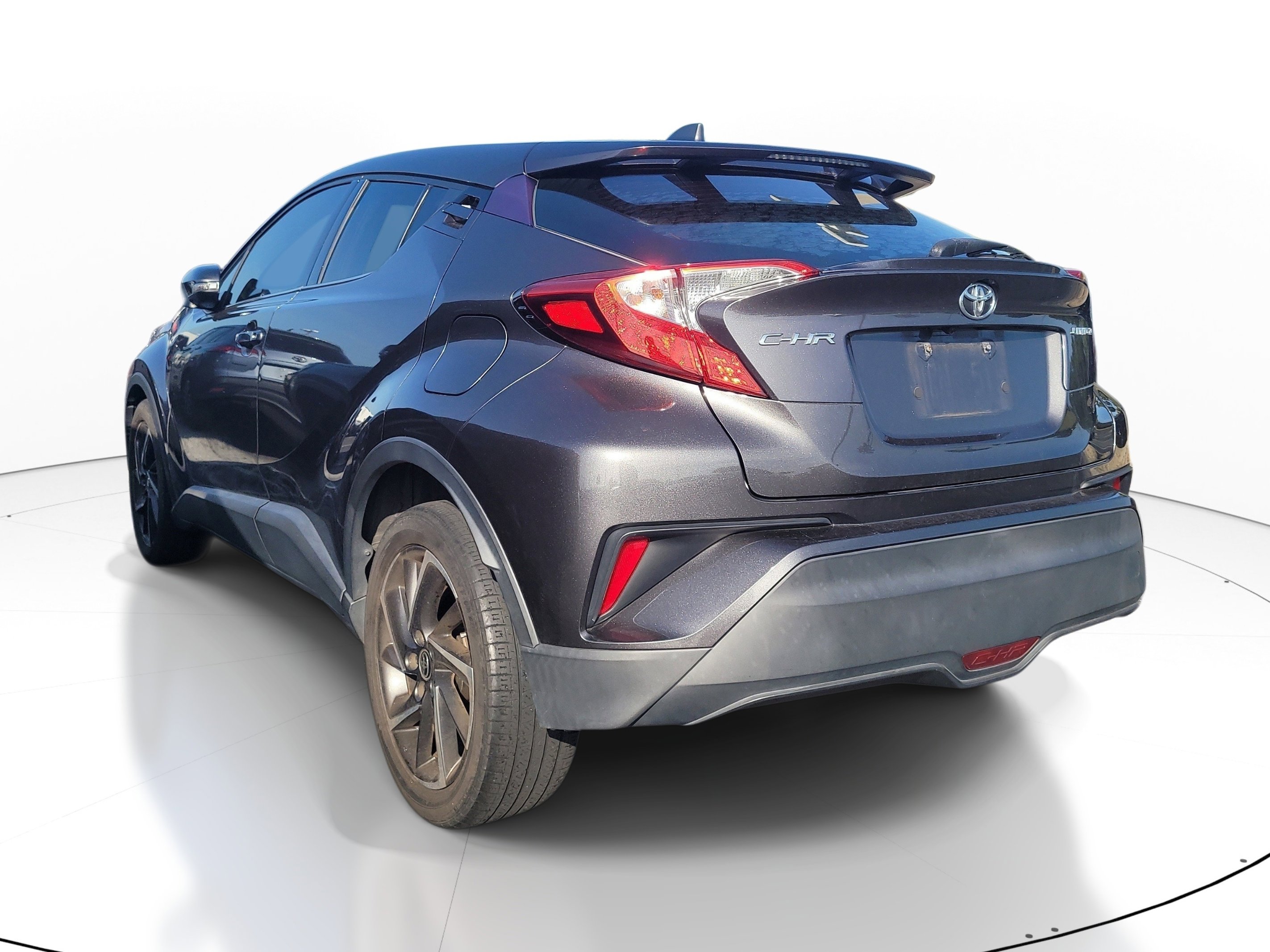 Used 2021 Toyota C-HR Limited FWD image 5