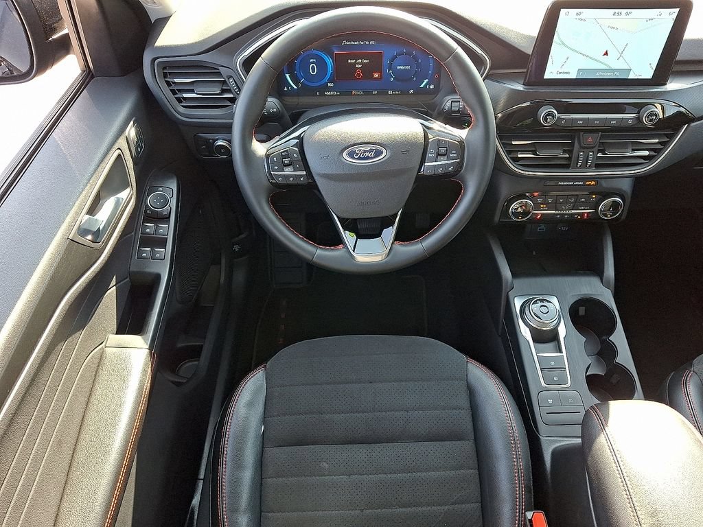 Used 2022 Ford Escape SEL w/ SEL Stealth AWD Package image 13