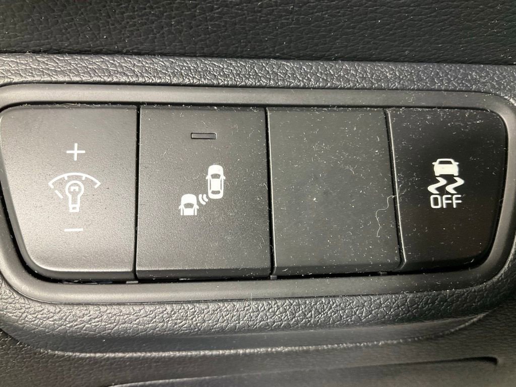 Certified 2024 Kia Forte LXS w/ LXS Technology Package image 26