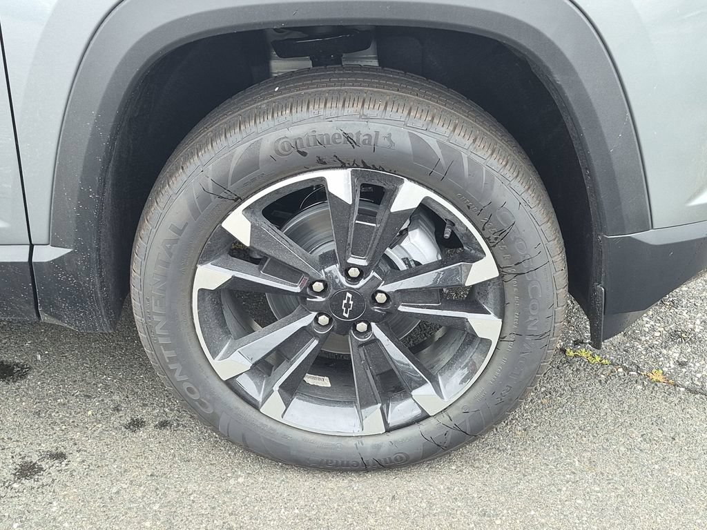 New 2027 Chevrolet Equinox RS w/ Safety and Technology Package AWD/4WD image 25