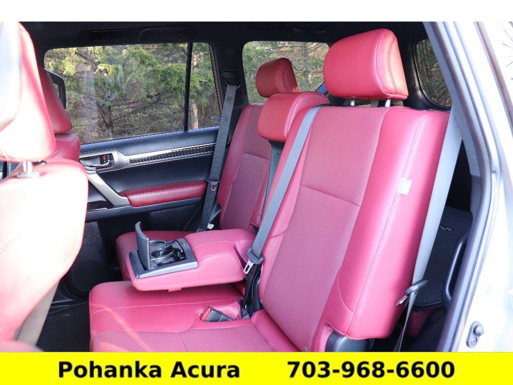 Used 2020 Lexus GX 460 Premium w/ Premium Package image 24