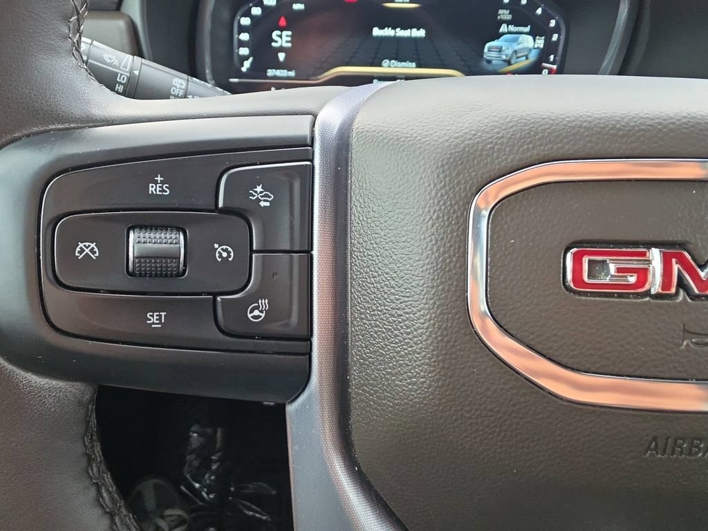 Used 2023 GMC Yukon SLT w/ SLT Luxury Package AWD/4WD image 22