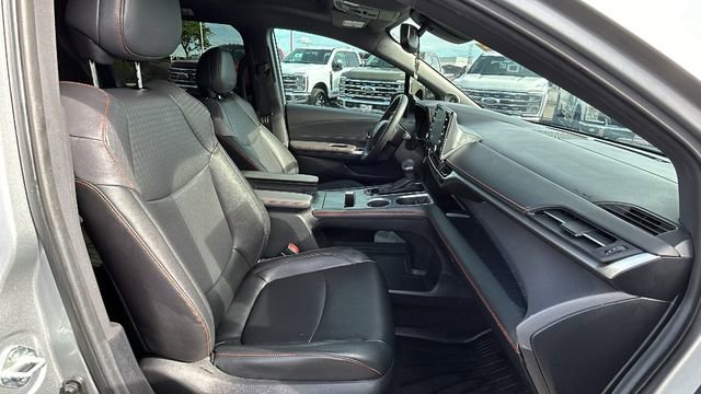 Used 2024 Toyota Sienna XSE w/ XSE Plus Package image 11