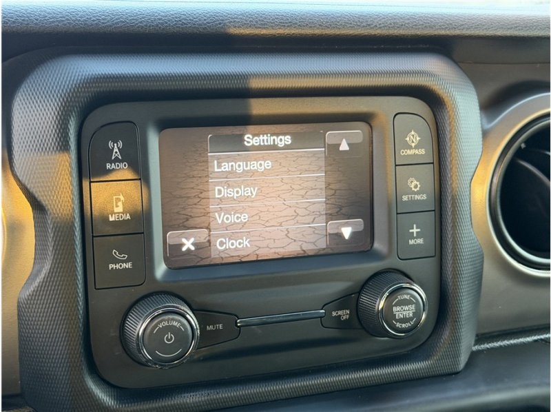 Used 2020 Jeep Wrangler Sport image 40