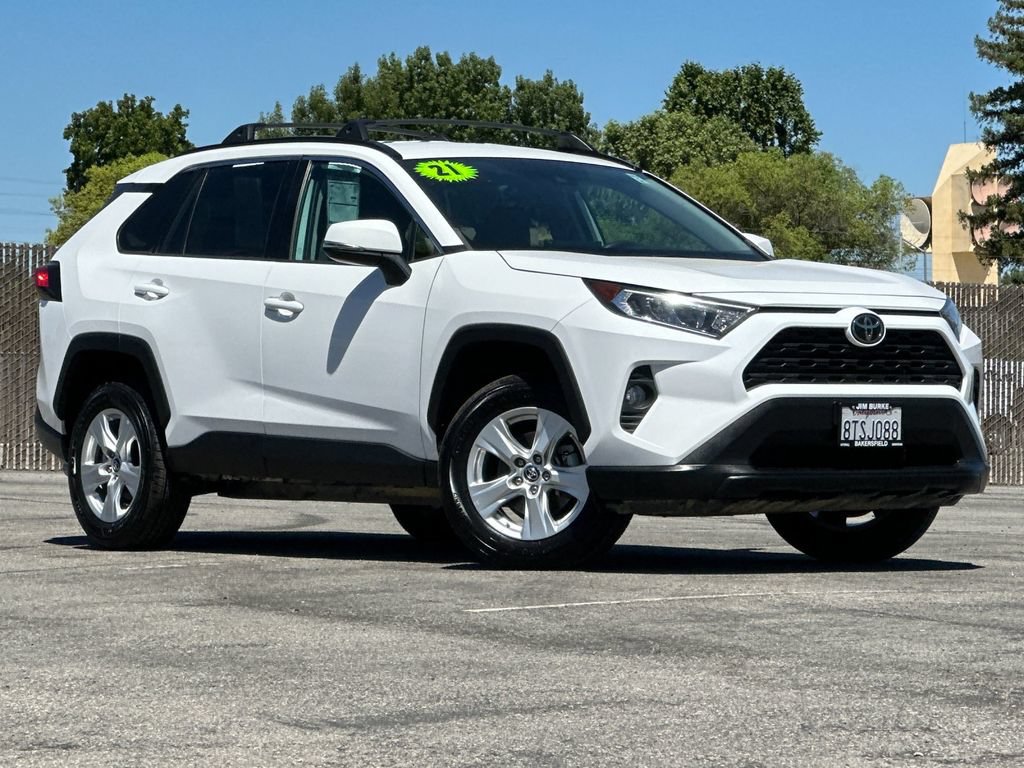Used 2021 Toyota RAV4 XLE w/ Carpet Mat Package (TMS)