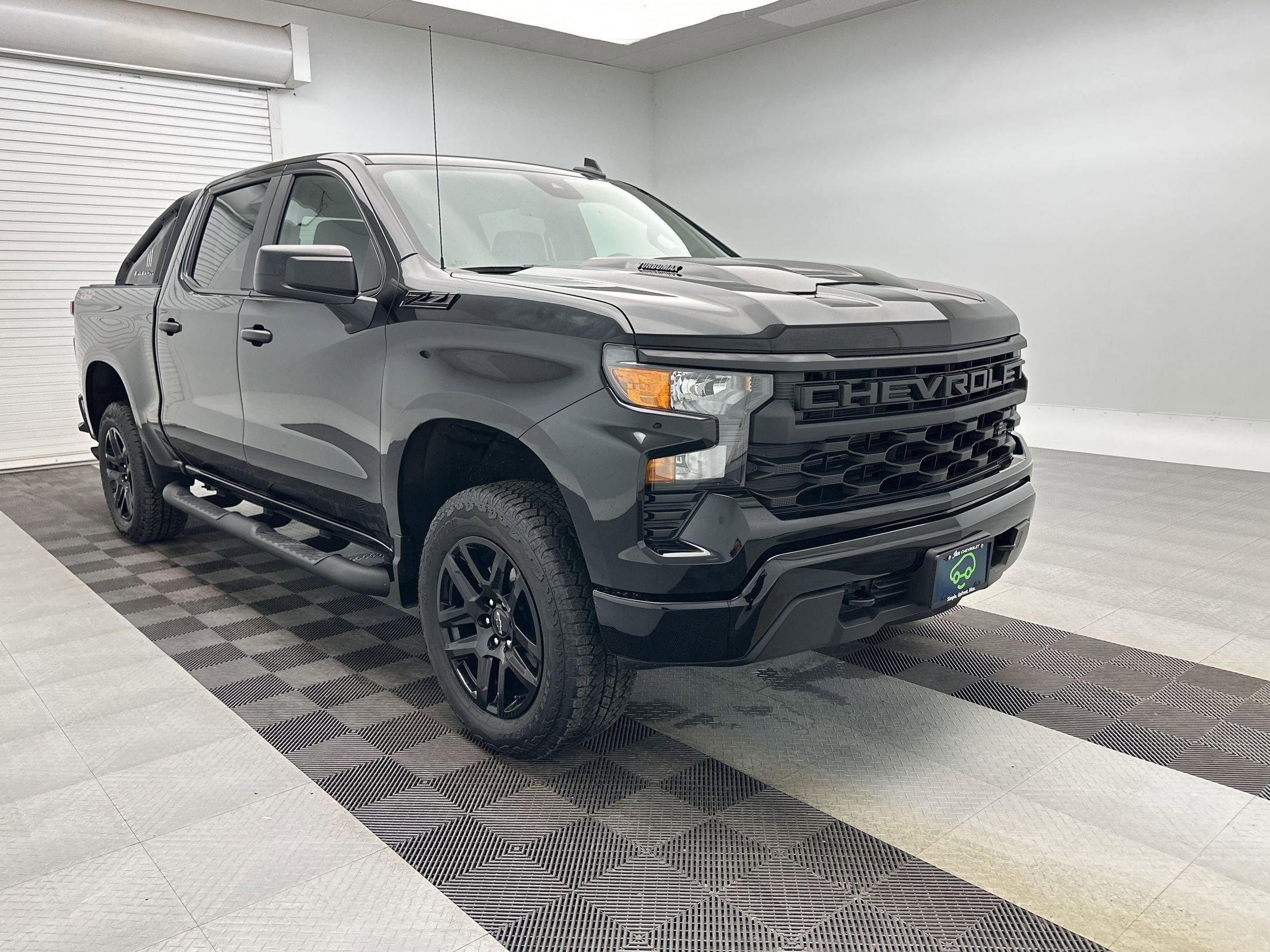 Certified 2025 Chevrolet Silverado 1500 Custom Trail Boss w/ Turbomax Blackout Package AWD/4WD image 7