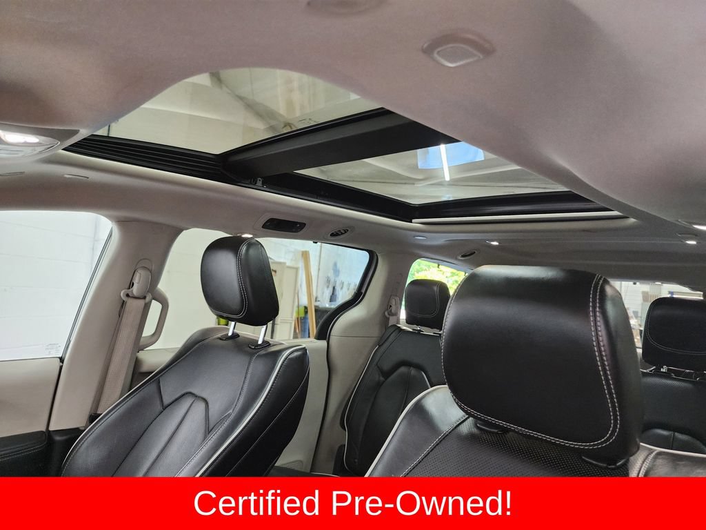 Certified 2023 Chrysler Pacifica Limited FWD image 24
