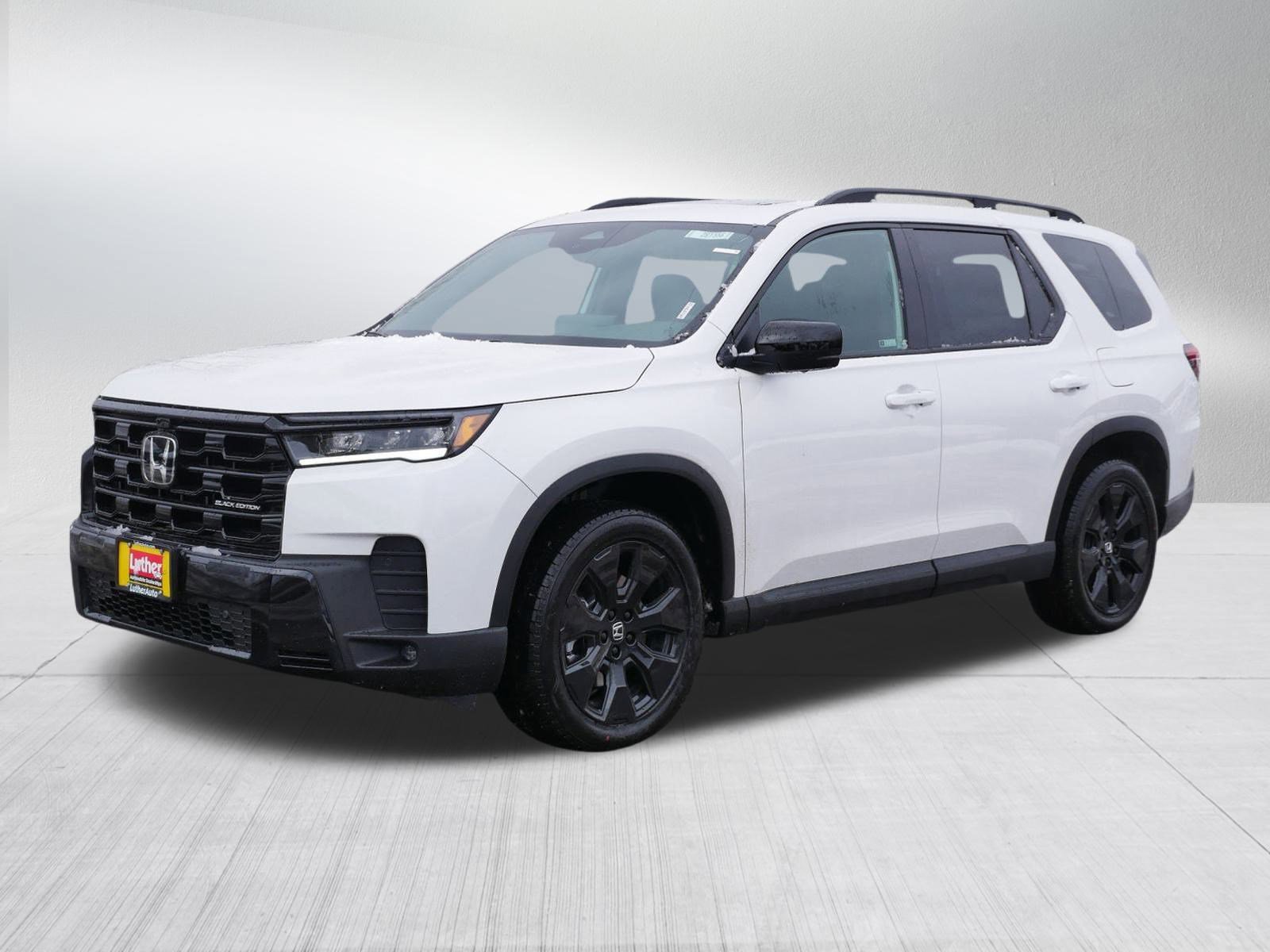 New 2026 Honda Pilot Black Edition image 3