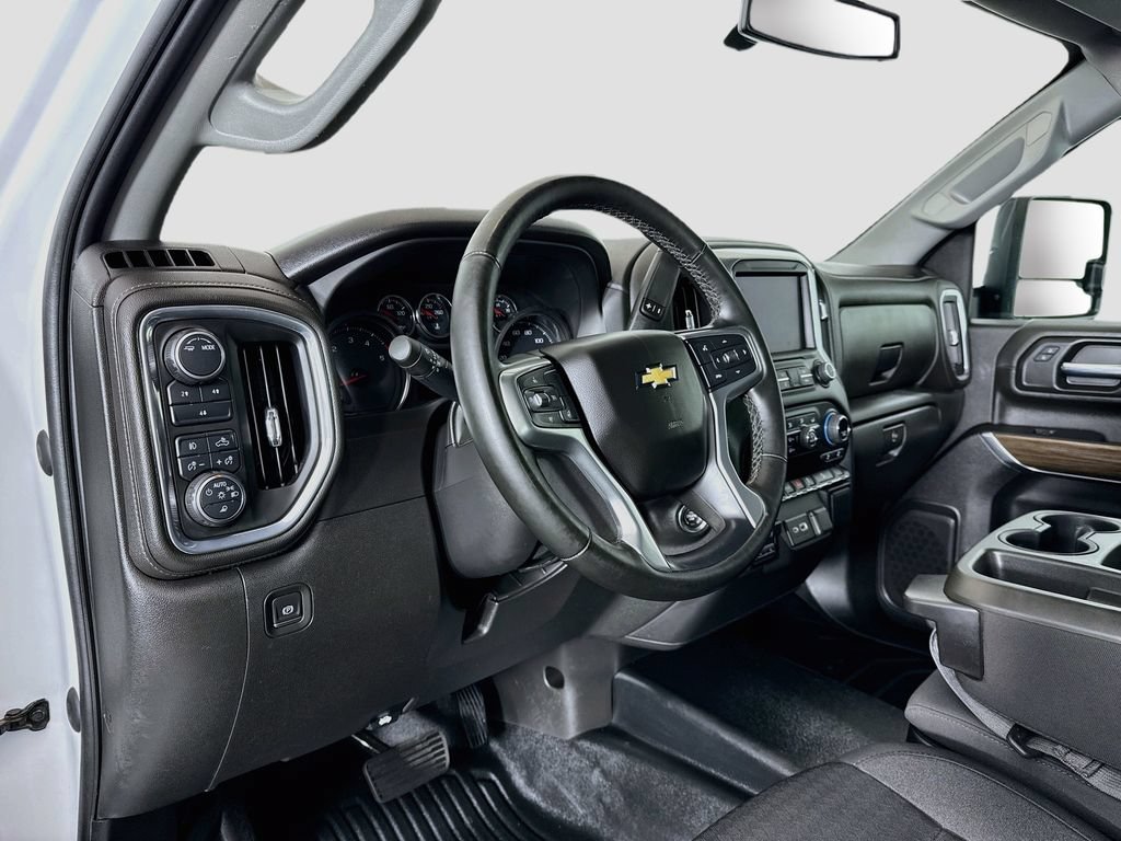 Used 2023 Chevrolet Silverado 3500 LT w/ Convenience Package AWD/4WD image 9