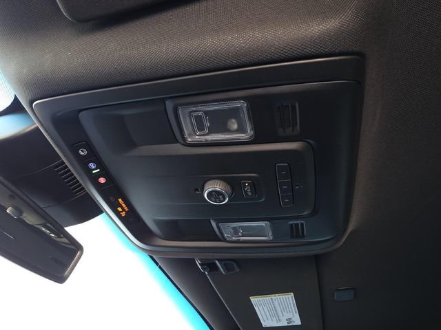 Used 2023 Chevrolet Suburban LT RWD image 29