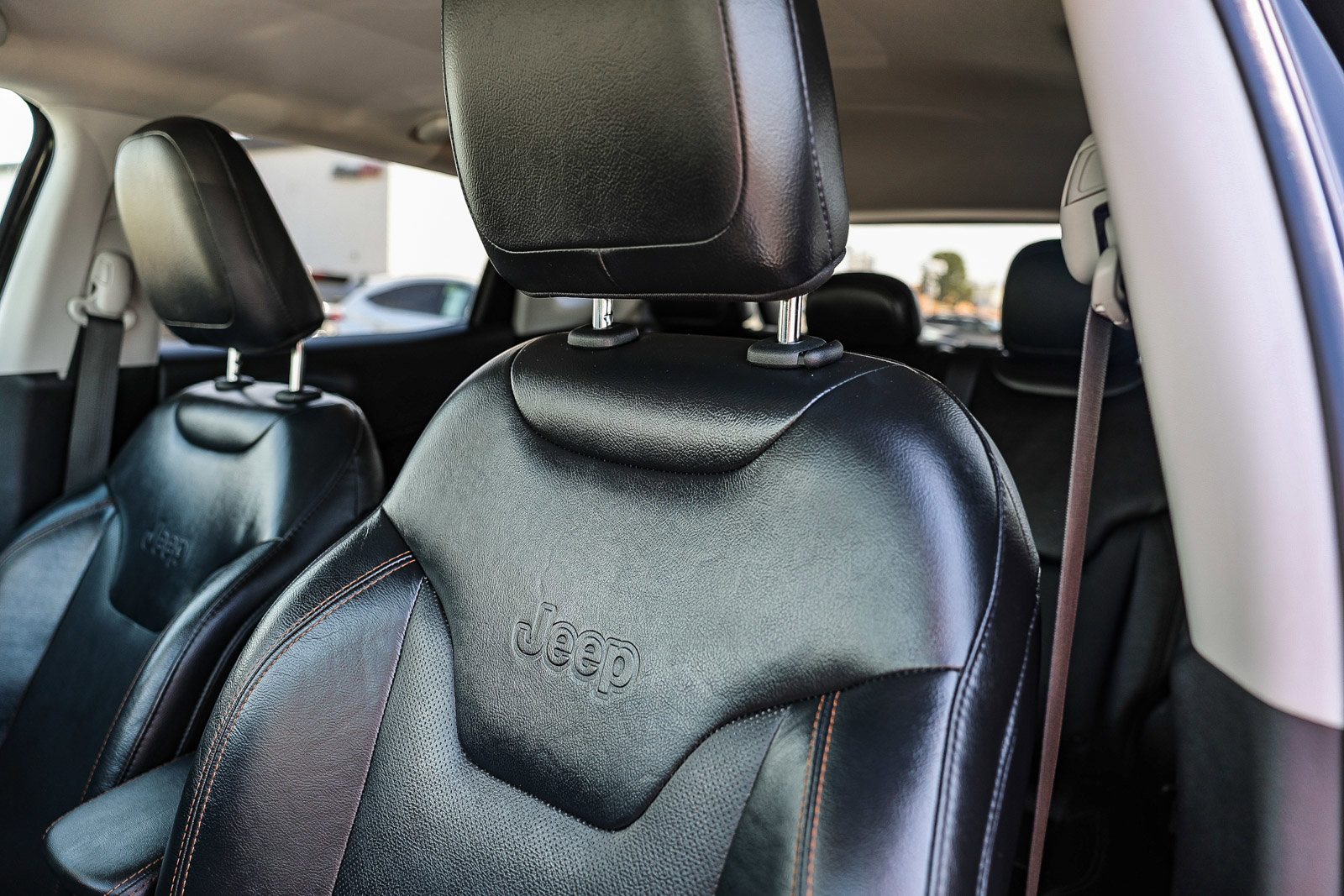 Used 2018 Jeep Compass Limited image 15