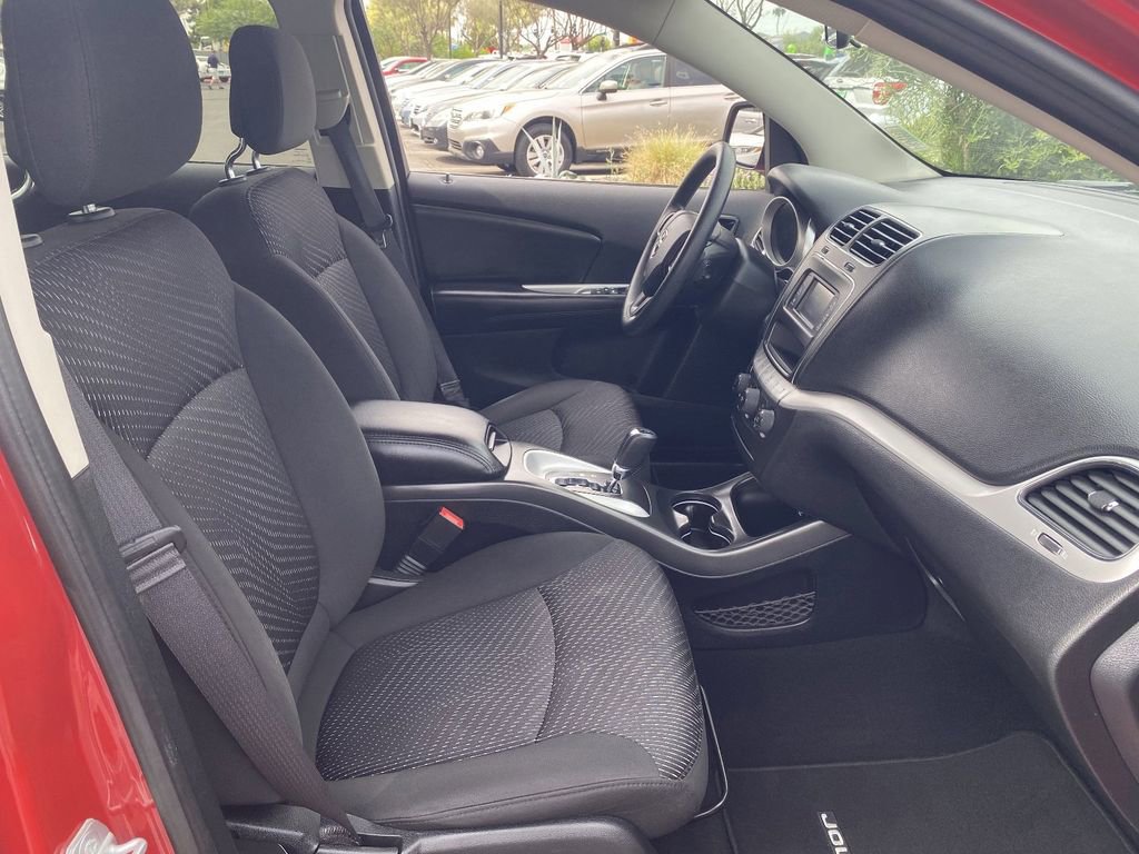 Used 2015 Dodge Journey SXT w/ Flexible Seating Group FWD image 12