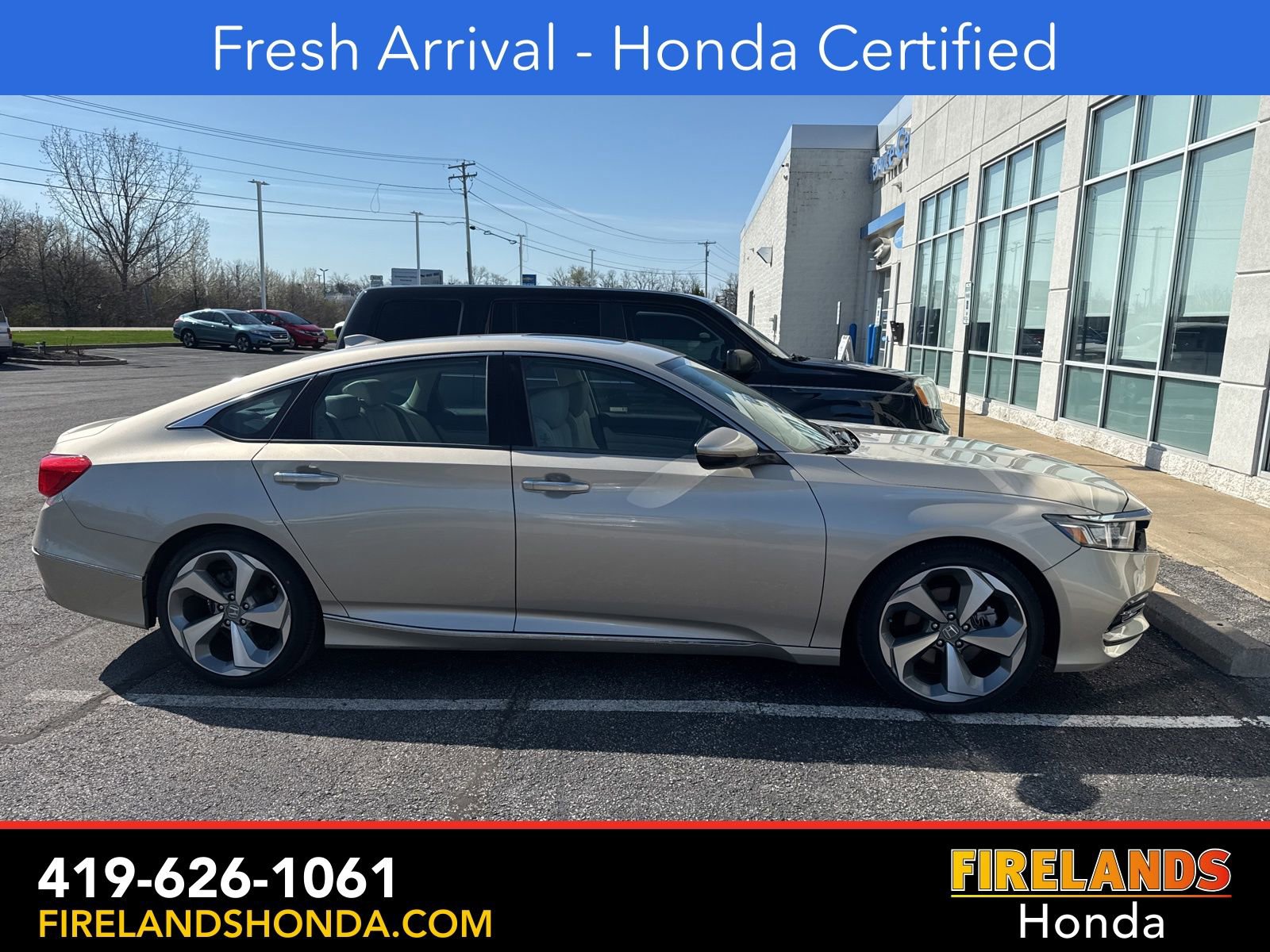 Used 2018 Honda Accord Touring image 2