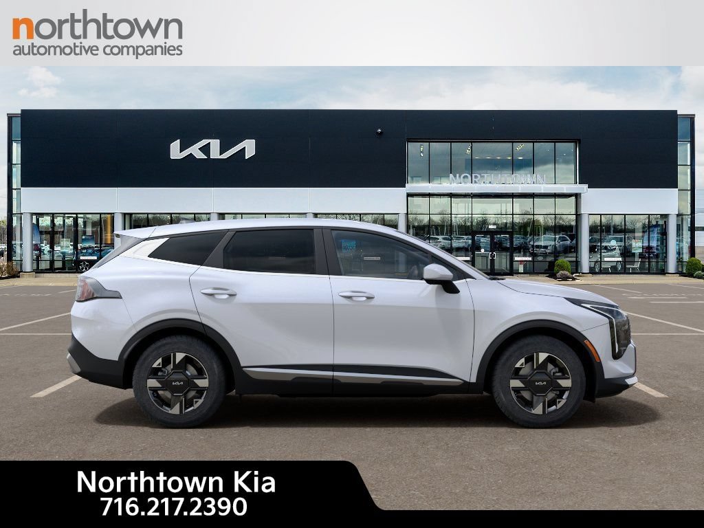 New 2026 Kia Sportage LX w/ LX Convenience Package AWD/4WD image 8