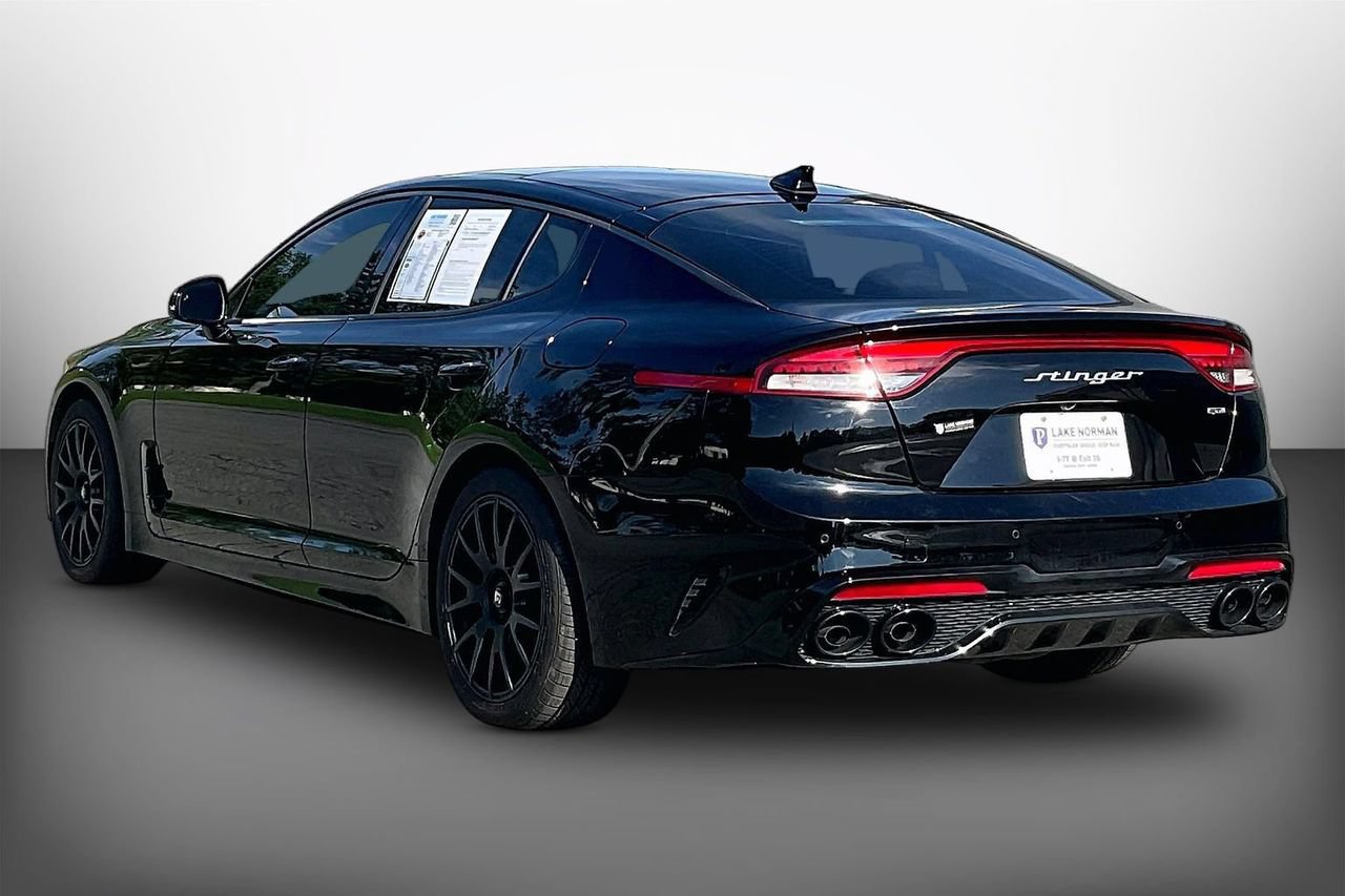Used 2023 Kia Stinger GT-Line w/ Sun & Sound Package RWD image 6