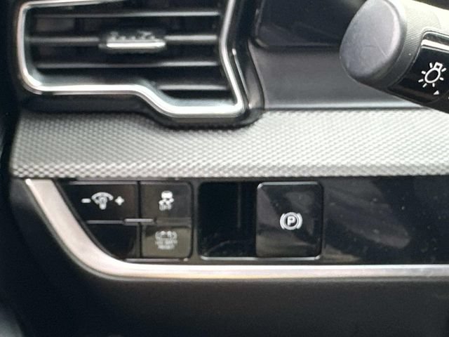 Used 2023 Kia Sportage LX AWD/4WD image 18
