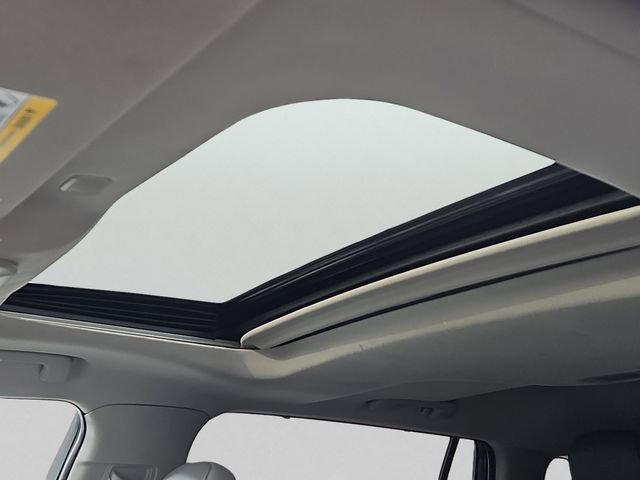 Used 2022 Toyota Highlander XLE image 15