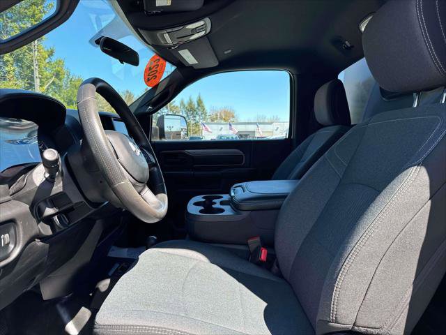 Used 2022 RAM 2500 Tradesman AWD/4WD image 15