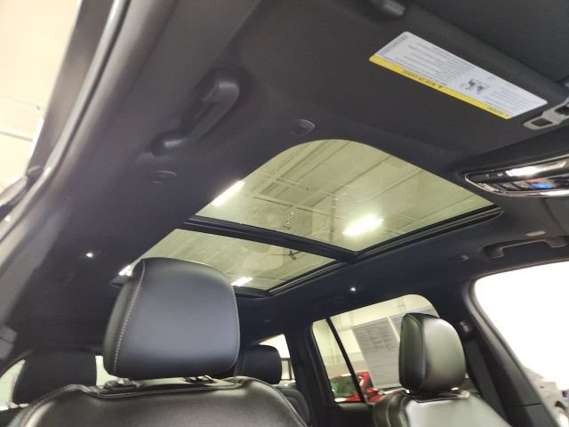 Used 2026 Jeep Grand Cherokee Limited AWD/4WD image 34