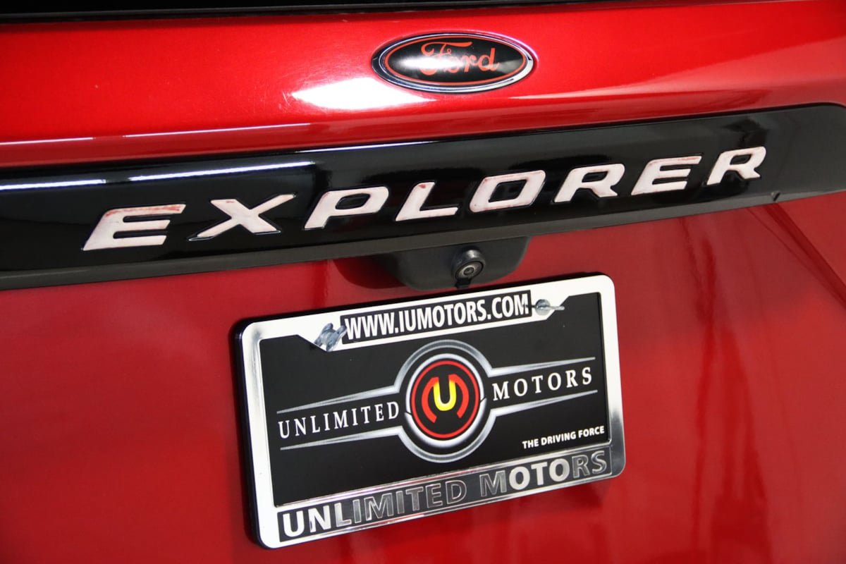 Used 2022 Ford Explorer ST w/ Equipment Group 401A AWD/4WD image 4