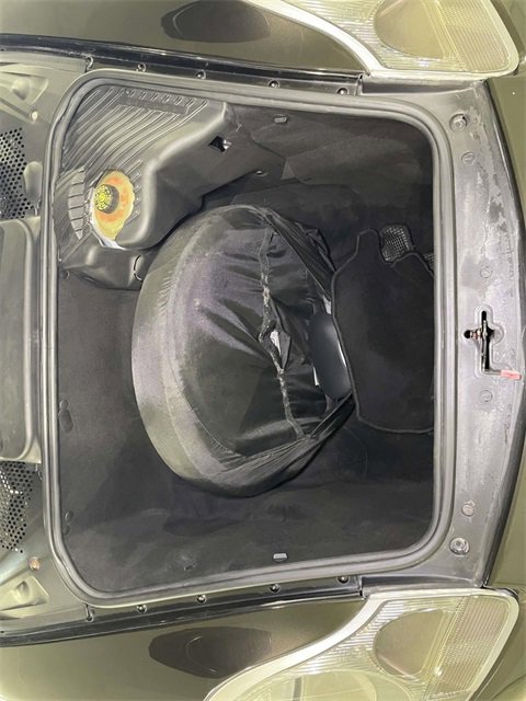 Used 2001 Porsche 911 Carrera 4 image 22