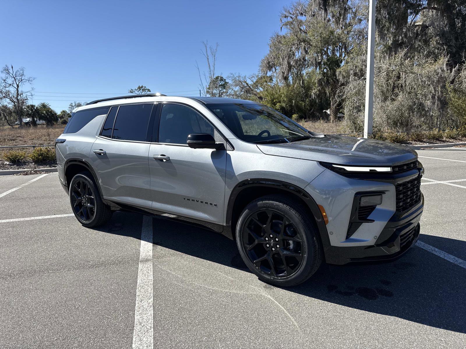 New 2026 Chevrolet Traverse RS FWD image 1