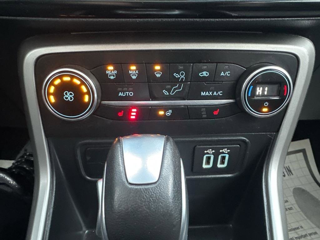 Used 2021 Ford EcoSport Titanium AWD/4WD image 36