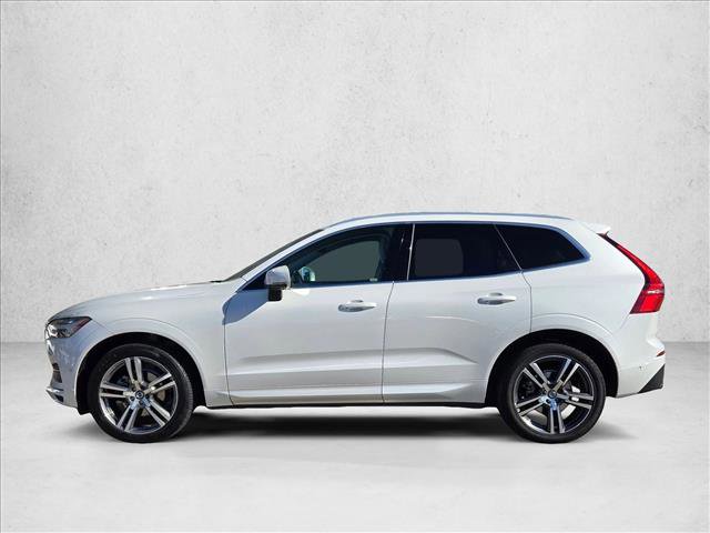 Used 2018 Volvo XC60 T5 Momentum w/ Vision Package image 9