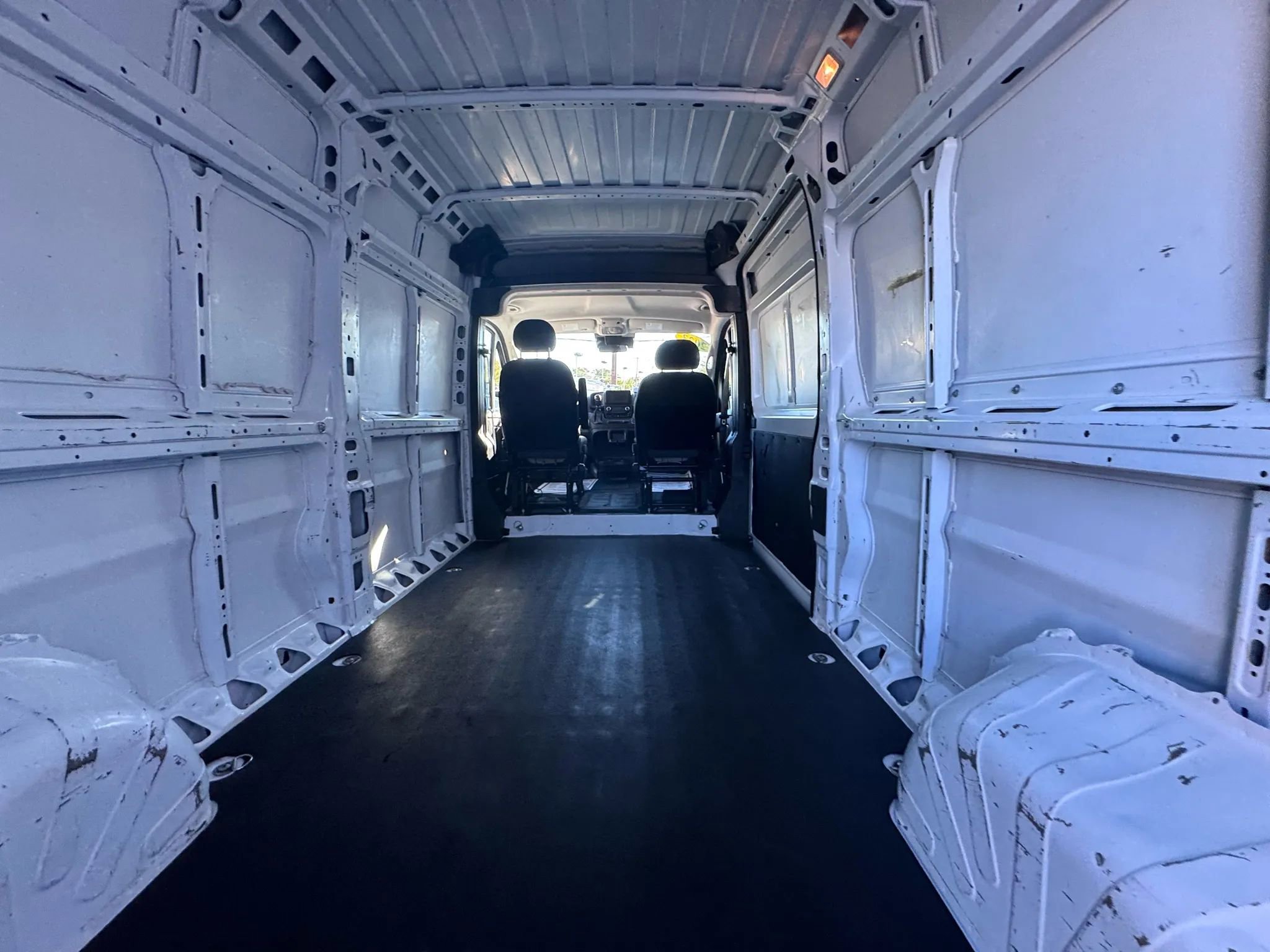 Used 2023 RAM ProMaster 2500 image 24