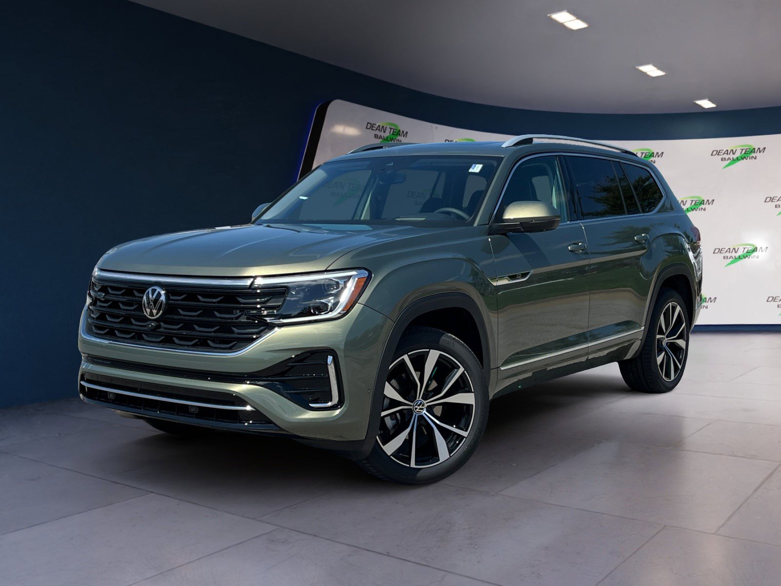 New 2025 Volkswagen Atlas SEL Premium R-Line image 3