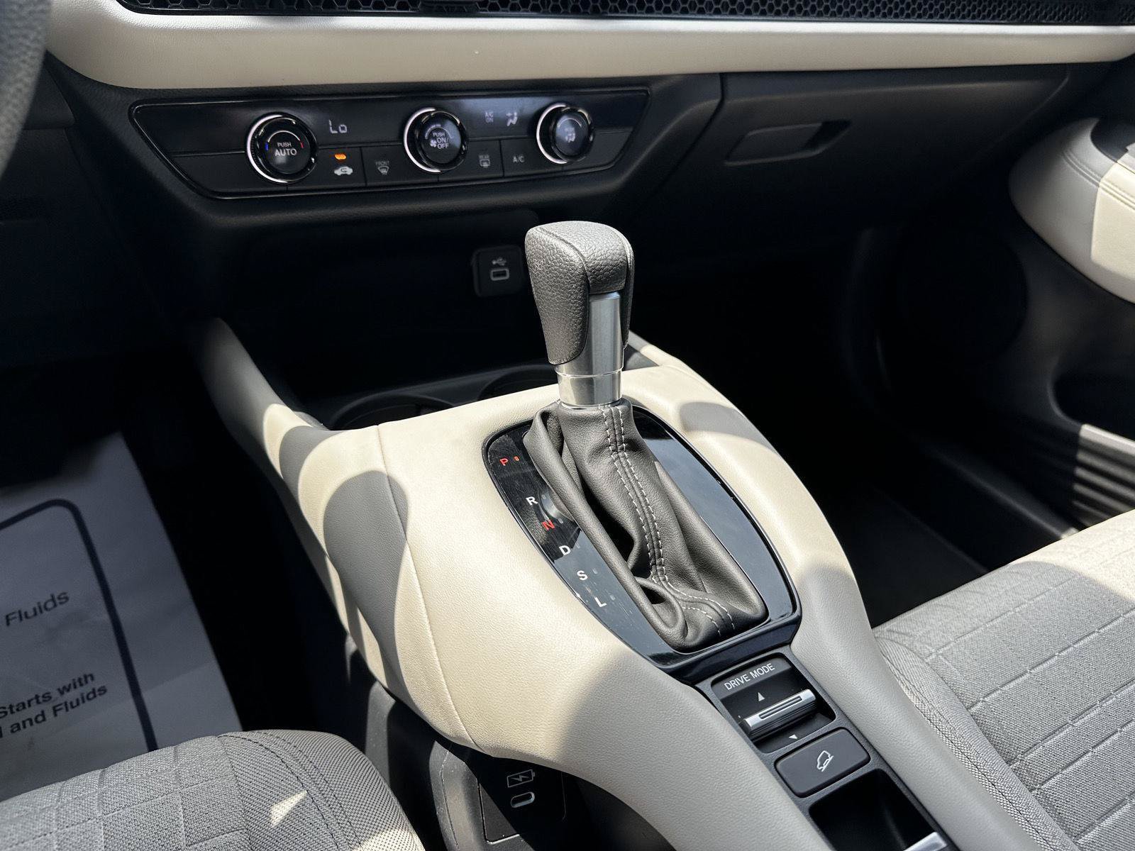 Certified 2024 Honda HR-V LX image 17