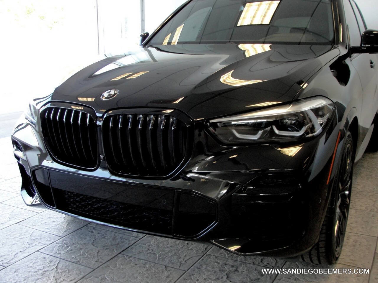 Used 2022 BMW X5 xDrive40i w/ M Sport Package AWD/4WD image 51