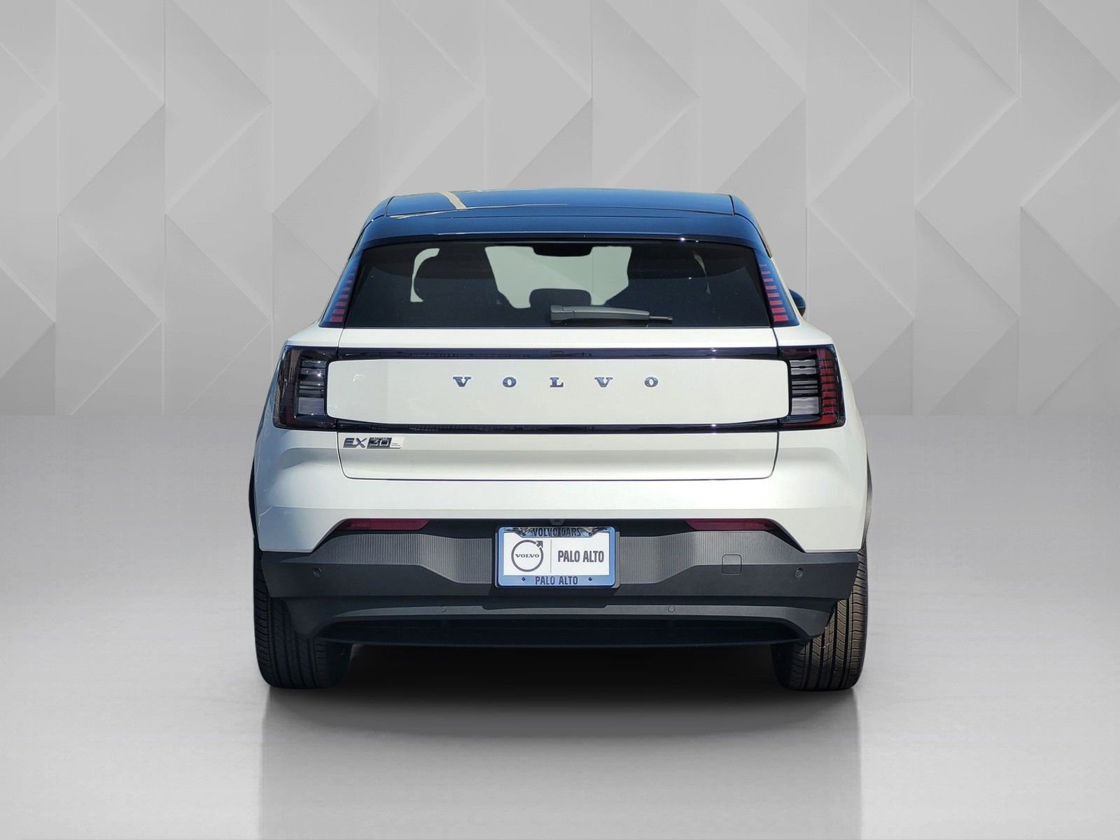 New 2026 Volvo EX30 Plus w/ Protection Package Premier image 5