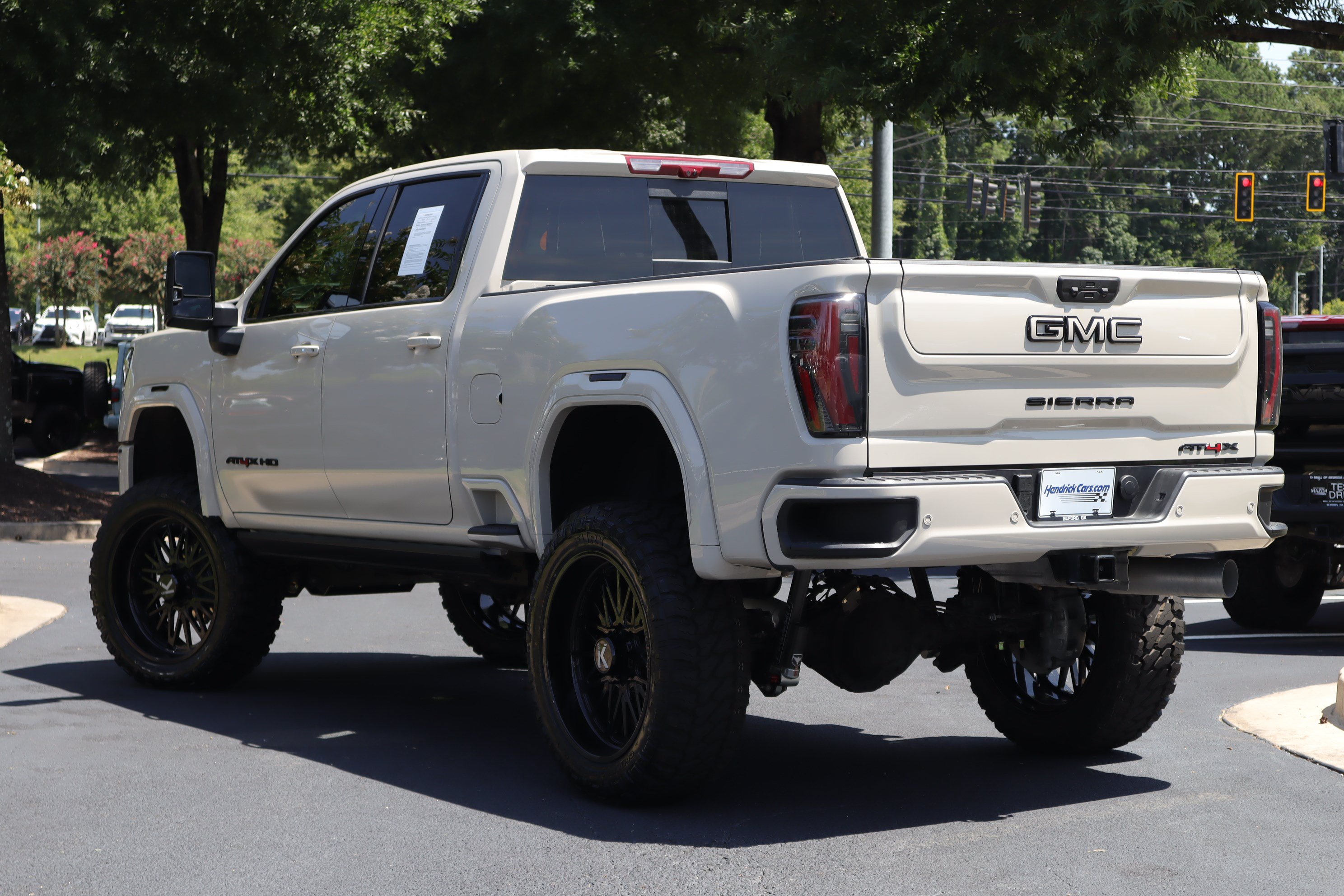 Used 2026 GMC Sierra 2500 AT4X w/ LPO, Black Badging Package AWD/4WD image 3