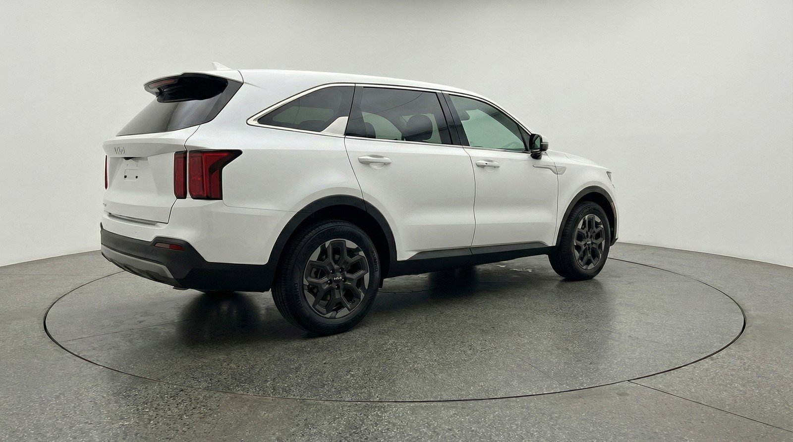 Used 2024 Kia Sorento S FWD image 9