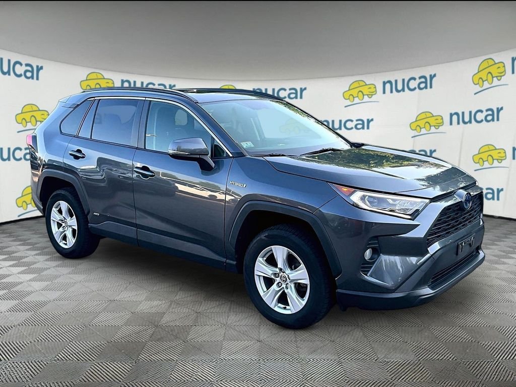 Used 2020 Toyota RAV4 XLE w/ Convenience Package AWD/4WD image 1