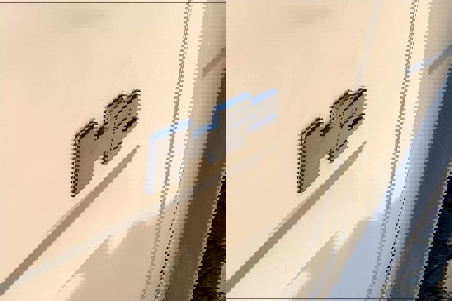 Used 2004 HUMMER H2 w/ Preferred Equipment Group image 26