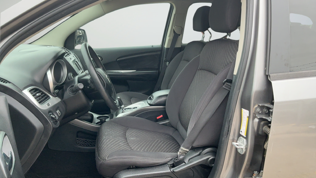 Used 2013 Dodge Journey SXT w/ Flexible Seating Group FWD image 11