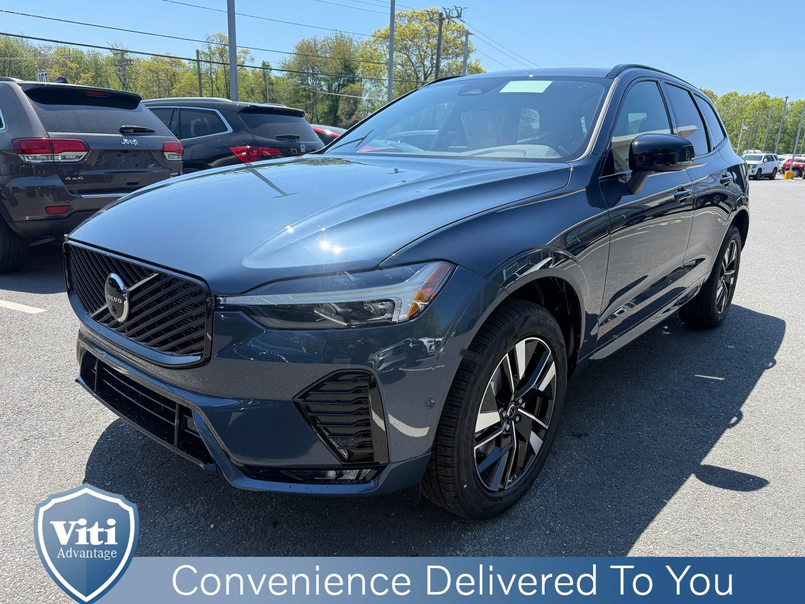 New 2026 Volvo XC60 B5 Plus w/ Protection Package Premier AWD/4WD image 4