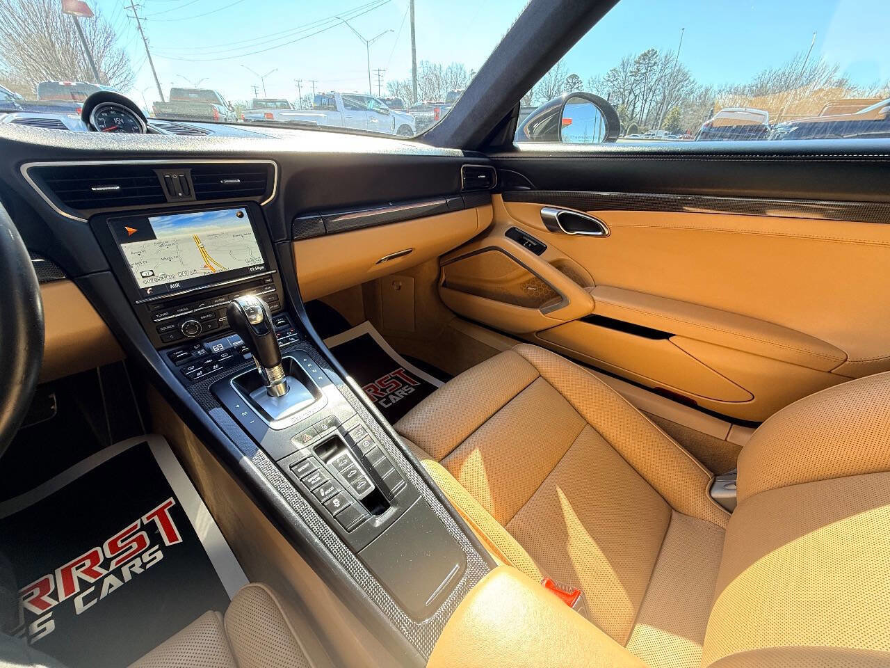 Used 2015 Porsche 911 Turbo S image 28