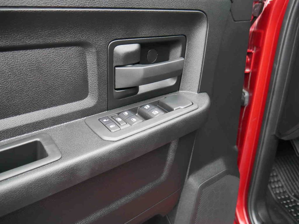 Used 2026 RAM 3500 Tradesman w/ Chrome Appearance Group image 27