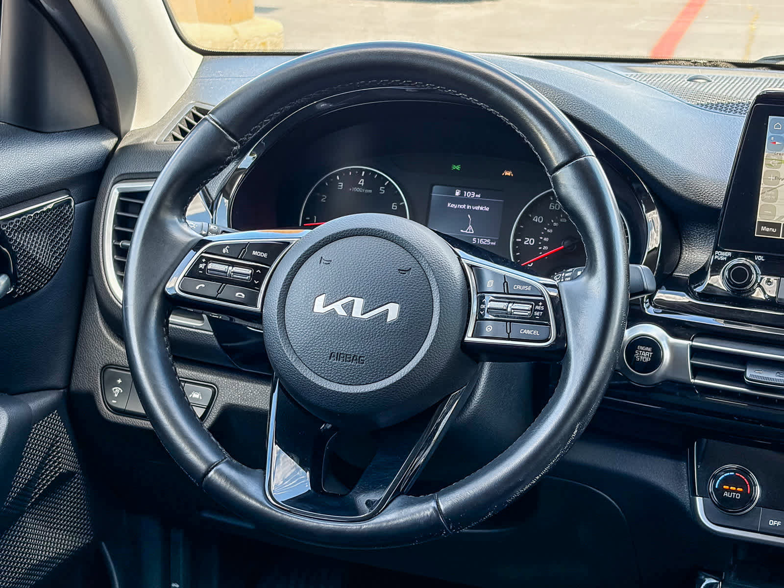 Used 2023 Kia Seltos EX AWD/4WD image 14