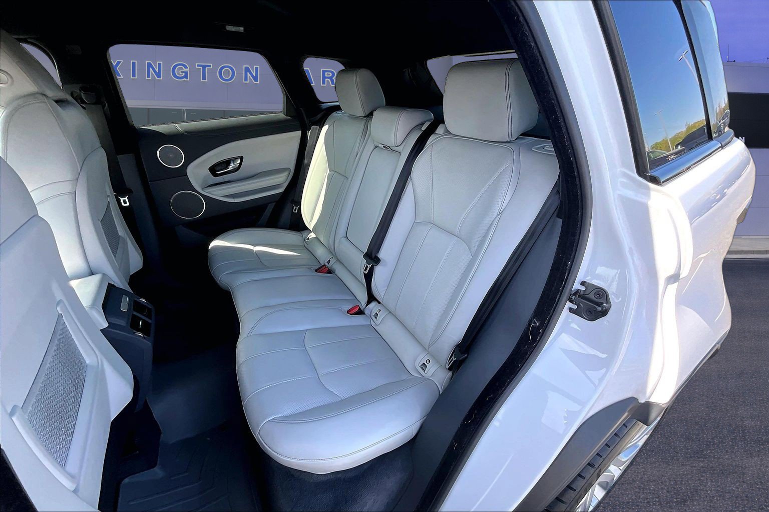 Used 2018 Land Rover Range Rover Evoque HSE Dynamic AWD/4WD image 22