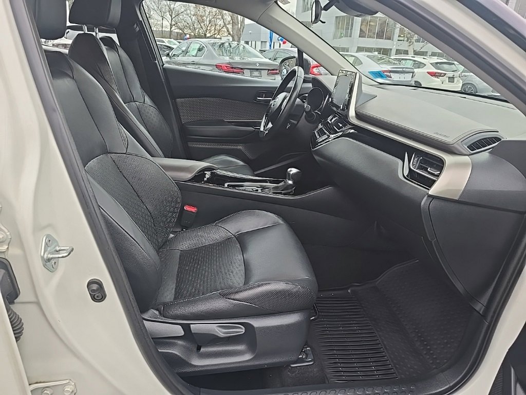Certified 2021 Toyota C-HR Limited image 12