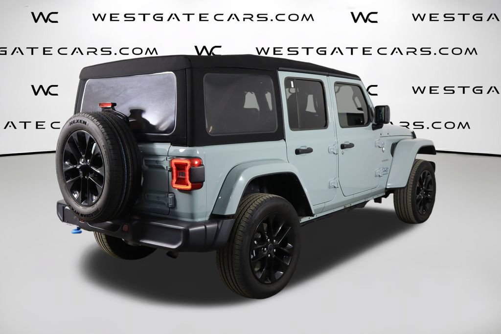 Used 2024 Jeep Wrangler Unlimited Sahara AWD/4WD image 46