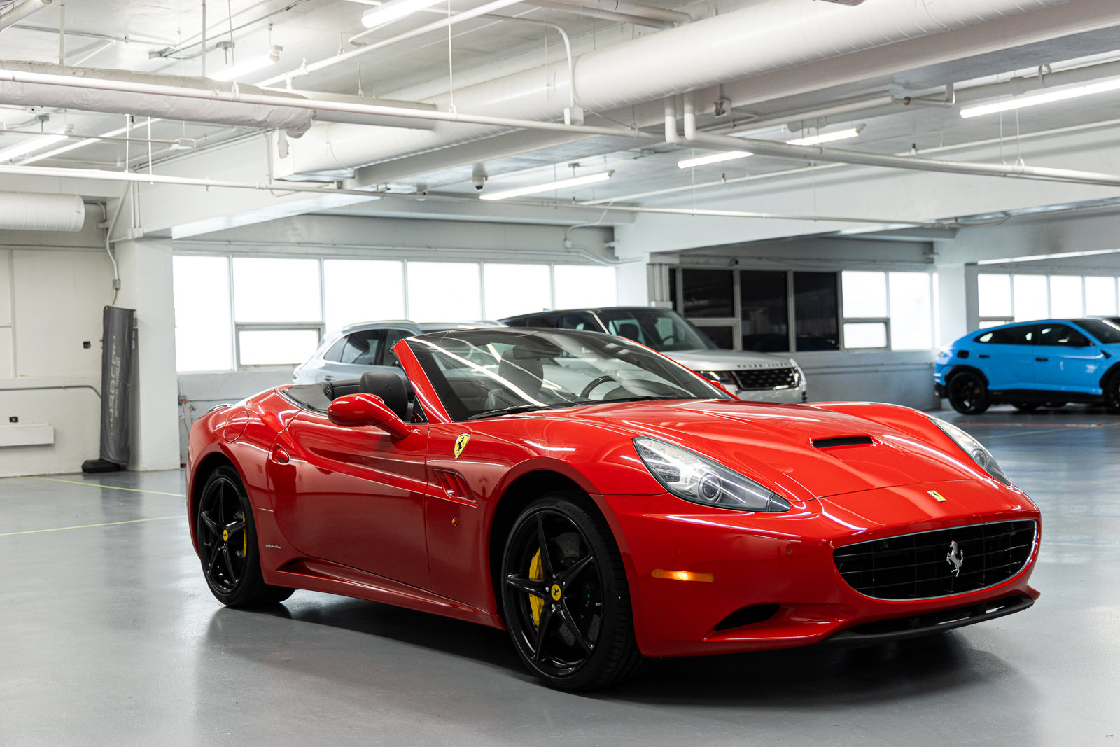 Used 2011 Ferrari California RWD image 10