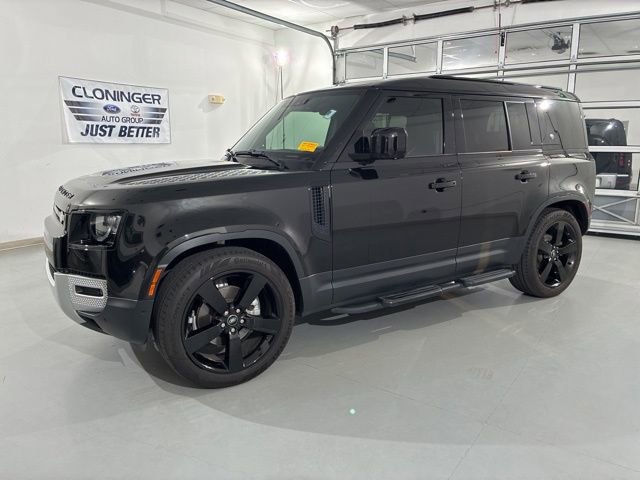 Used 2024 Land Rover Defender 110 S image 5