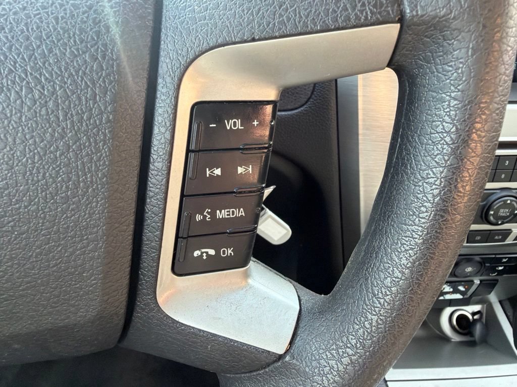 Used 2012 Ford Fusion SE FWD image 25